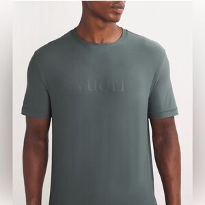 Vuori logo strato T shirt  In green 
 Size XXL